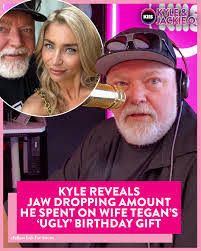 Leanne Harmon's Instagram, Twitter & Facebook