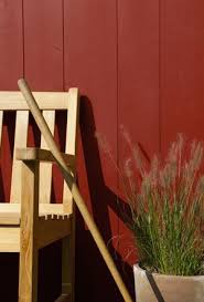 Peinture Bois Exterieur Les Belles Couleurs Astral Et V33 Peinture Bois Exterieur Peinture Mur Exterieur Deco Rouge