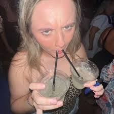 laur 🦋✨ (@lauren.newcomb)