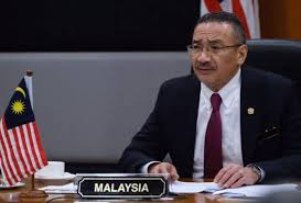Antara hujah yang digunakan oleh mereka adalah kerana malaysia tidak menandatangani konvensyen pelarian 1951(refugees convention secara umumnya, malaysia boleh dikatakan aktif dalam menjaga hak asasi pelarian walaupun tidak termasuk dalam senarai negara yang. Isu Rohingya Perlu Ditangani Dengan Baik Elak Pertambahan Pelarian Hishammuddin Astro Awani