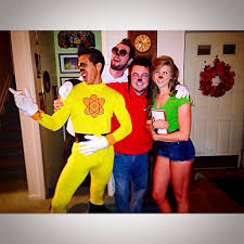 427 x 640 jpeg 216 кб. My Friends And I Dressed As Characters From Disney S A Goofy Movie Halloweencostume Agoofymovie Powerline D Goofy Movie Halloween Cosplay Couples Costumes
