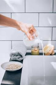 Baby oatmeal is precooked oats that are finely ground and ready. 8 Ways To Make A Skin Soothing Oatmeal Bath Hello Glow