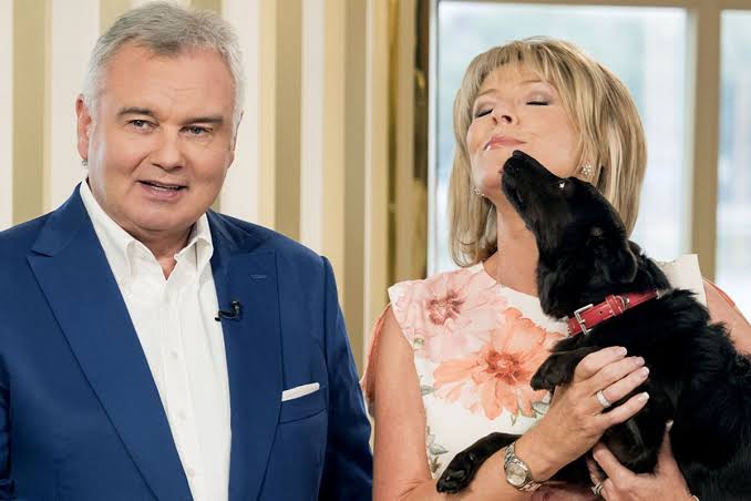 Ruth Langsford devastated as her dog with ex Eamonn Holmes dies - The Mirror