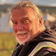 Interpretation of 'Reds' in Grateful Dead's 'Truckin''