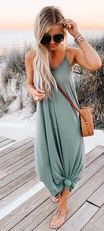 Cute Idea To Tie A Long Dress At The Bottom Trendy Summer Outfits Fashion Spaghetti Strap Maxi Dress