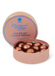 Encouraged by albert, prince of wales, later king edward vii, in 1875 mme virginie eugenie lévy, née charbonnel. Charbonnel Et Walker Milch Meersalz Gianduja Truffel 12 Stk De Bijenkorf