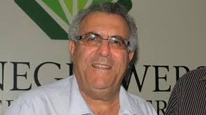 Drop in world sugar price cause for concern for Far North Queensland cane  growers