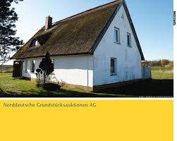 As seen in what makes haus so special is its incredible flavors. for the wine or cocktail lover who's tried it all and wants something new and refreshing. Haus Zum Verkauf Grumkiel 2 18565 Neuendorf Ot Plogshagen Insel Hiddensee Mapio Net