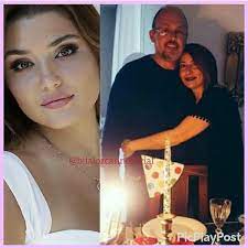 Hande erçel'in boyu 1.75 cm, kilosu ise şu aralar 54'tür. Her Daim Birbirlerine Buyuk Bir Askla Bagli Kalmislar
