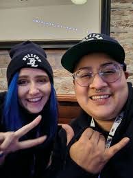 Jesse Sands's Instagram, Twitter & Facebook