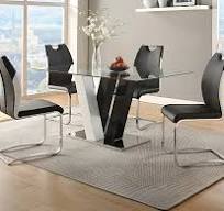 Ensemble Table Chaises pas cher
