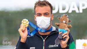 Inarrestabile gregorio paltrinieri, che dopo aver vinto ieri la medaglia d'oro nella 5 km agli europei di nuoto a budapest ha fatto oggi il bis vincendo la 10 km, una distanza che è anche prova olimpica. 10 Km Maschile Doppietta Paltrinieri Sesto Sanzullo Nono Acerenza E Una Grande Italfondo Primi Nel Medagliere E Ai Punti Nuoto Com