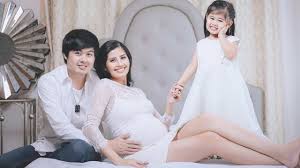 She has been married to lloyd lee since december 29, 2013. Shamcey Supsup On Femalenetwork Com