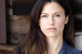 Kat Crawley's Instagram, Twitter & Facebook