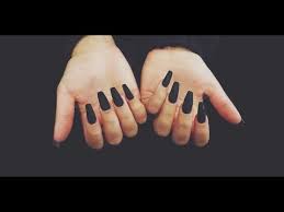 Uñas acrilicas negras tumblr 2020 : 15 Unas En Negro Mate Que Te Daran Muchisima Personalidad Youtube