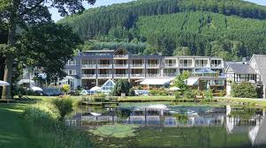 Eines Der Schonsten Romantik Und Wellnesshotels In Schmallenberg Das Romantik Und Wellnesshotel Deimann Leadi Wellnesshotel Urlaub Buchen Romantik Hotels