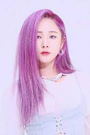 The group consists of six members: Everglow Mia Produk Kecantikan Potongan Rambut Gadis Korea