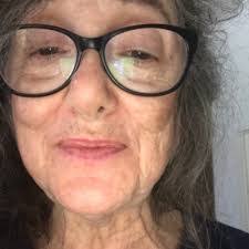 Anne Dowling's Instagram, Twitter & Facebook