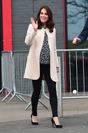 Fashion blog about kate middleton's style archive of items worn by kate & sale alerts duchess of cambridge. Kate Middleton S Best Outfits Ever Kate Middleton Style Gallery