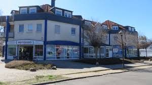 Juli 2007 durch die fusion der ursprünglich eigenständigen städte bitterfeld und wolfen sowie der gemeinden greppin, holzweißig und thalheim. 4 Zimmer Wohnung Zu Vermieten Leipziger Strasse 91 06766 Bitterfeld Wolfen Ot Wolfen Bitterfeld Wolfen Mapio Net