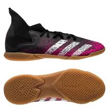 Ole gunnar solskjær has revealed manchester united are in an 'open dialogue' with paul pogba. Pogba Football Boots Buy Pogba Boots Online At Unisport