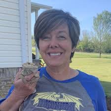 Jada Watts's Instagram, Twitter & Facebook