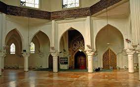 5 fakta unik masjid raya sultan riau dibangun dengan sumber : Bentuk Cat Interior Masjid Minimalis Rumahminimalispro Com