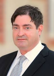 Robert Arledge's Instagram, Twitter & Facebook