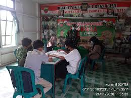 Tempat makan ini juga menyediakan 2 jenis lokasi, yakni indoor dan outdoor. Koramil 02 Tanah Merah Kodim 0314 Inhil Terus Lakukan Babinsa Berkibar