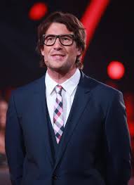During his studies, he began to work as a reporter and presenter for radio and television. Daniel Hartwich Starportrat News Bilder Gala De