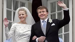 Kein wunder, dass von allen hochzeitsmonaten gerade eine hochzeit im mai und die frühlingshochzeit der. Die Schonsten Royalen Hochzeiten Des Jahrtausends Zdfheute