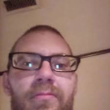 The prettiest guitarist in the world 😍🖤✨