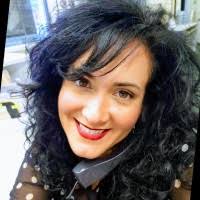 Anna Nestor's Instagram, Twitter & Facebook