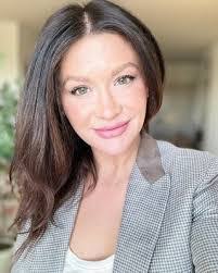 Vanessa Schaeffer's Instagram, Twitter & Facebook