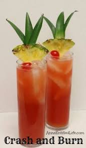 Absturz Und Burn Tropical Cocktail Rezept In 2020 Cocktail Recipes Tropical Cocktail Recipes Drinks Alcohol Recipes