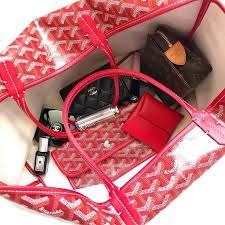 Women S Designer Bag For Some Ladies Purchasing An Authentic Designer Handbag Is Just Not Something To Rush Stra Womens Designer Bags Goyard Bag Fashion Bags