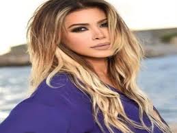 وبعد سنوات، أفصحت نوال الزغبي ضمن لقاء تلفزيوني لها عام 2006، أن ما حدث بينها وبين وائل كفوري يندرج تحت مبدأ سوء تفاهم. Yf2yax8qj68j2m