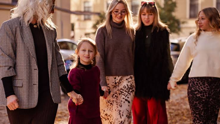INTERVIJA ⟩ Iveta Simsone par četrām meitām, laiku sev un attiecībām ar Armandu  Simsonu
