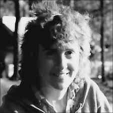 Heather Pariseau's Instagram, Twitter & Facebook