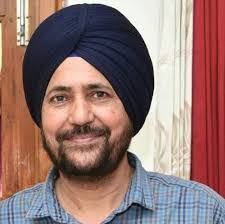 Narinder Singh announces Rs 1 crore aid for flood relief