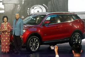 On saturday, 6 october 2001, the proton waja 1.6x was launched. Dr M Launches Proton X70 Suv Prices From Rm99 800 Nation Malayjournal
