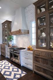 The The Wood Cabinets On Either End Fun Way To Add Detail Interior Design Kitchen Kitchen Design Kitchen Interior