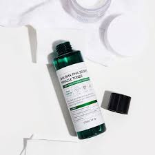 Some By Mi Galactomyces Pure Vitamin C Glow Toner Cosdna 2 655 Likes 45 Comments Soko Glam Sokoglam On Instagram Acne Being Stubborn We Have Your Solutio In 2020 Skin Care Exfoliating Toner Evening Skin Care Routine