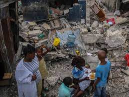 Telecoms services were greatly affected, major roads were rendered impassible and close to 300,000 buildings, most of which were residences, were damaged beyond . Uppzorknwzzy0m