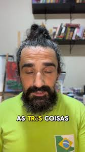 Todo torcedor de futebol é alienado? 🤔No Dropando Mitos que gravamos na  última segunda-feira, batemos um papo potente com Micael Zaramella. A  conversa mostrou como o futebol também é um espaço de