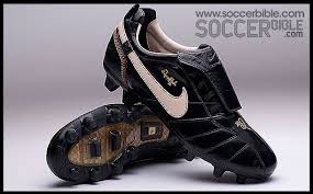 Nike Tiempo Ronaldinho 10r Football Boots Vault Soccerbible Chuteiras Futebol