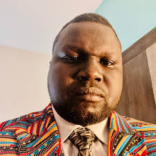 Photo of Bruce Lee's personal office at Golden Harvest Studios and the  beautiful Chinese actress Nora Miao 😁🐉 🔥 . @brucelee . . #brucelee  #martialarts #kungfu #wingchun #ipman #jeetkunedo #mma #karate #jkd #