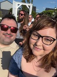 Can you fix lighting in this photo?