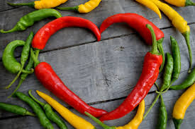 Peperoncini) is a longish, thin chili pepper known as capiscuum annuumi or peperoncino di cayenna. I Benefici Del Peperoncino Per La Salute Del Cuore Fondazione Umberto Veronesi
