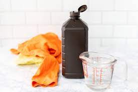 In its pure form, it is a very pale blue liquid, slightly more viscous than water. 5 Reasons To Use Hydrogen Peroxide For Laundry